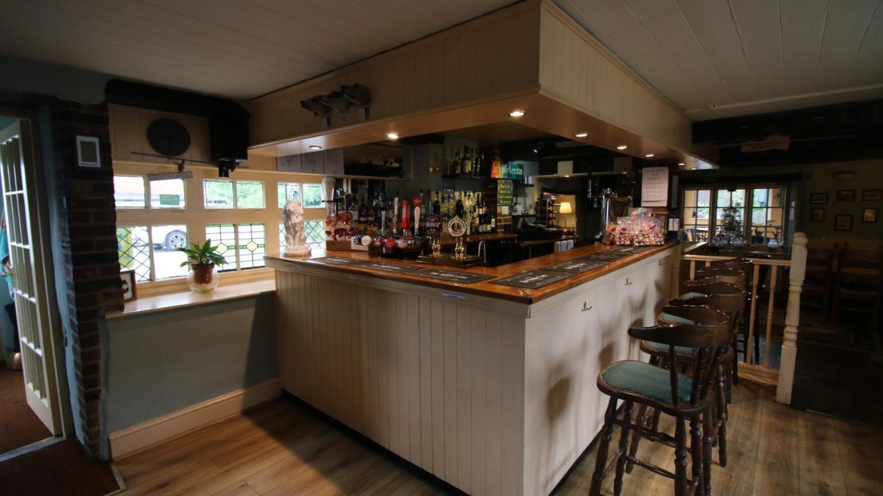 Bed and Breakfast The White Lion At Wicken à Milton Keynes Extérieur photo