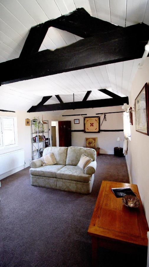 Bed and Breakfast The White Lion At Wicken à Milton Keynes Extérieur photo