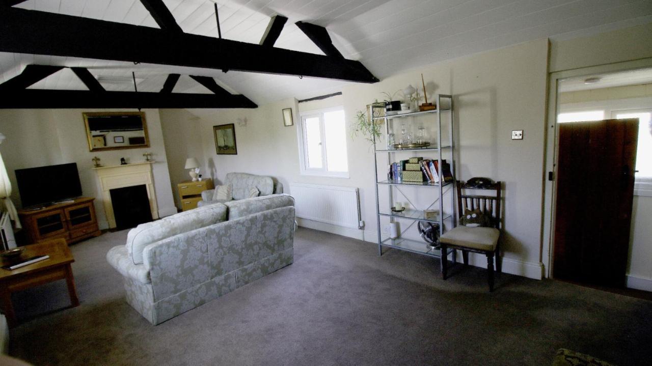 Bed and Breakfast The White Lion At Wicken à Milton Keynes Extérieur photo
